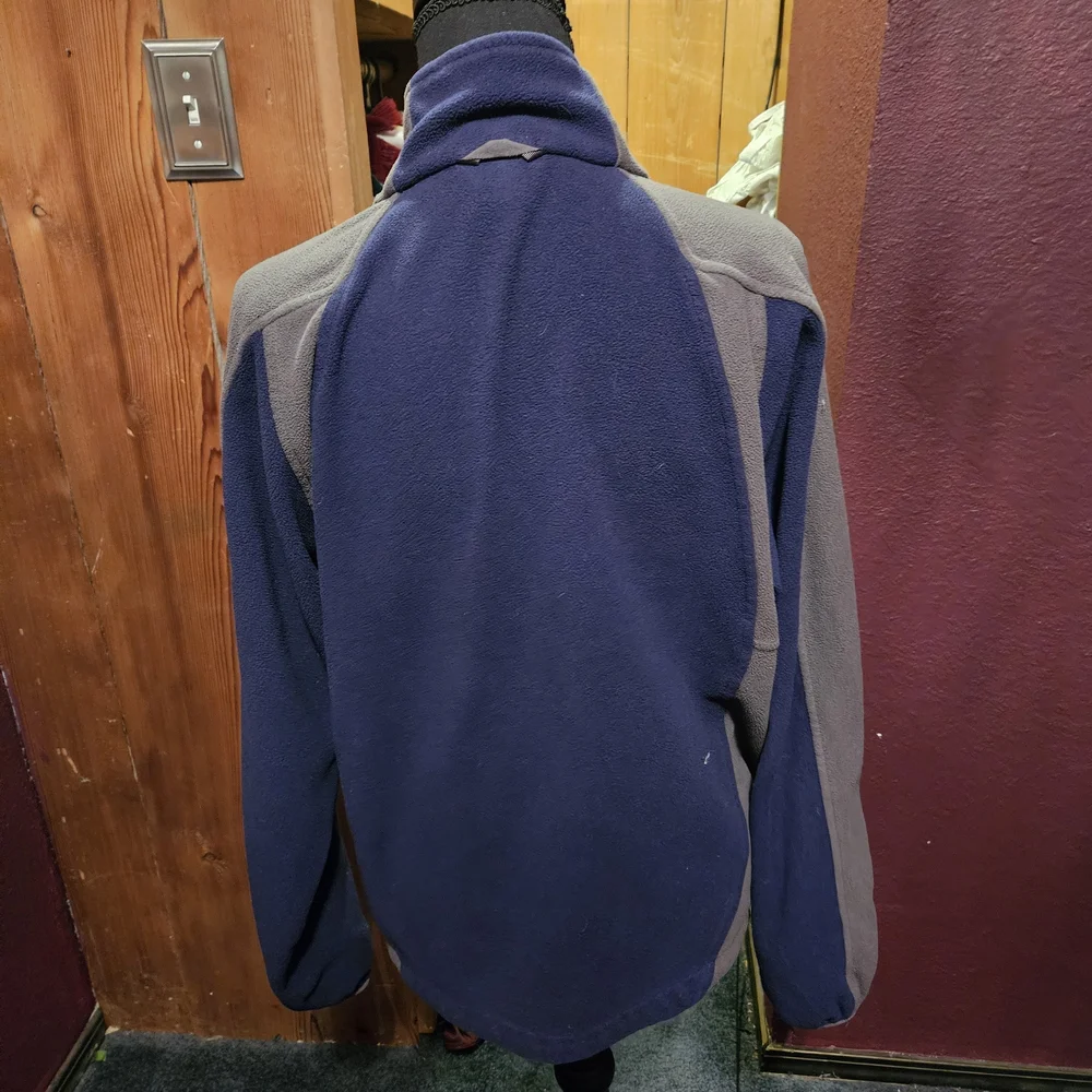 The North Face Men's Blue and Gray Fleece Jacket size small